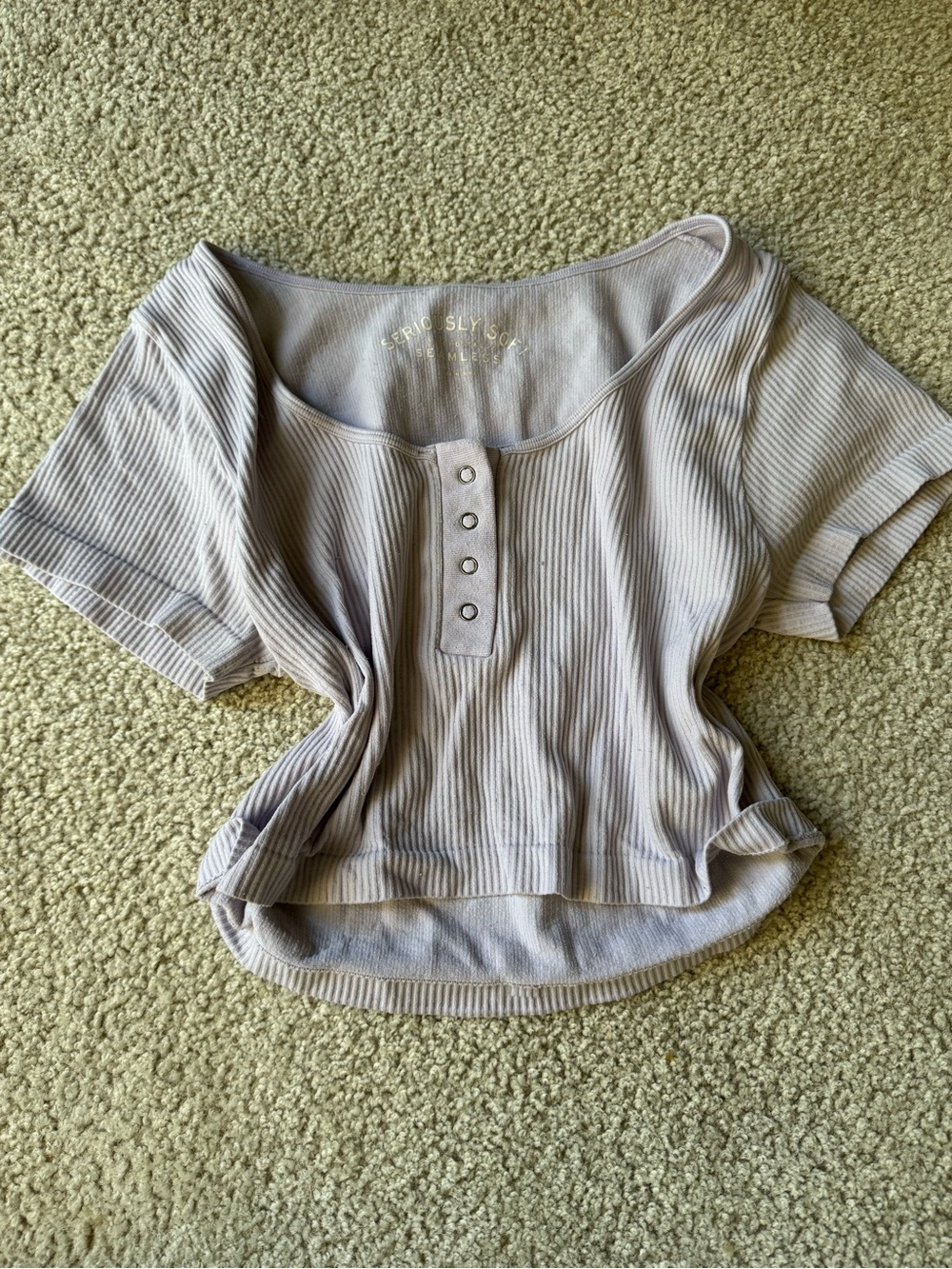 Aeropostale Ribbed Henley Crop Top - light purple y2k sexy tee